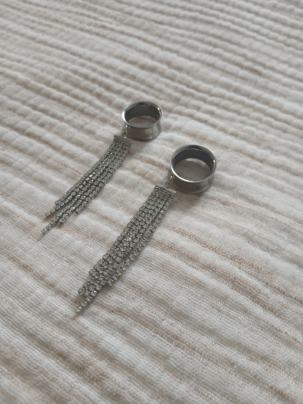 Silver Fringe Ear Tunnels / Stretch Jewelry